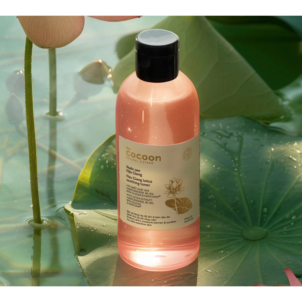 Cocoon Vietnam: Hậu Giang Lotus Essence Toner (310ml)