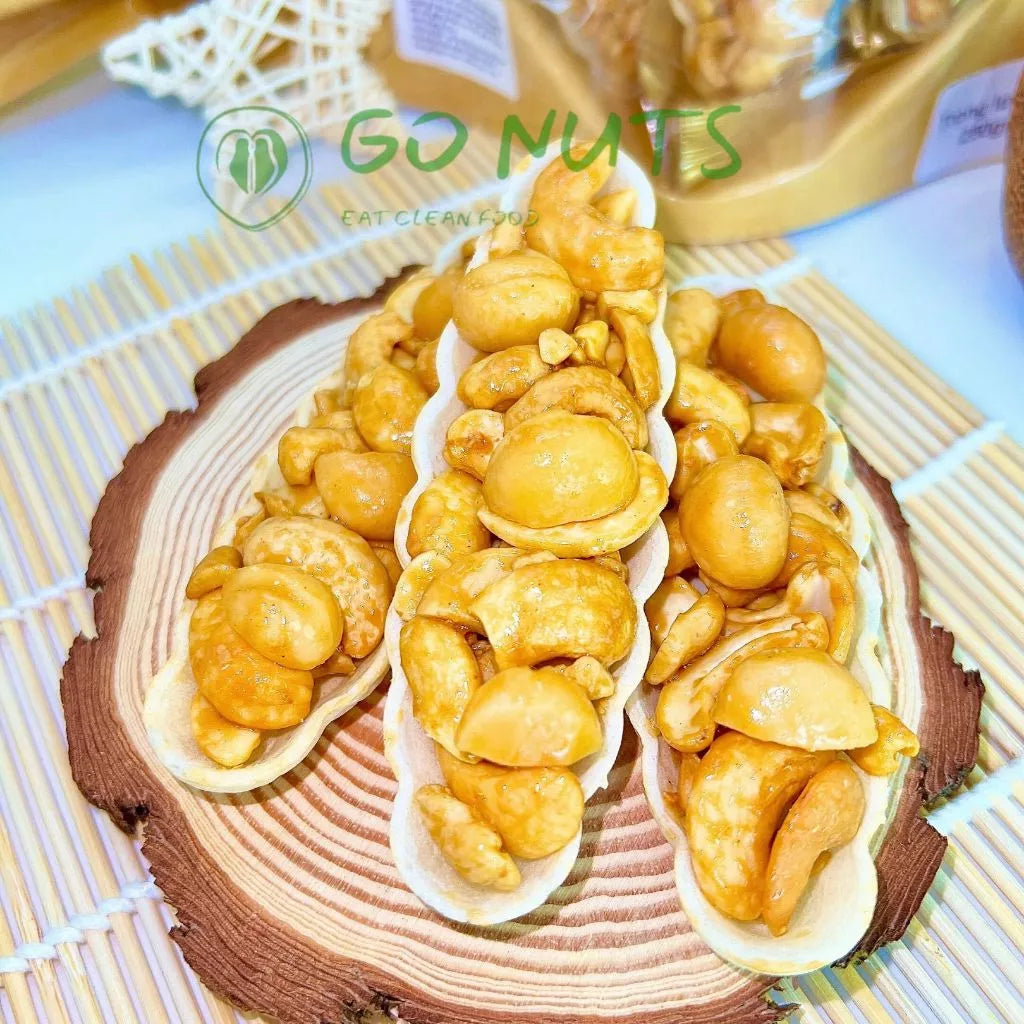 No-Sugar Cashew & Macadamia Nut Boats